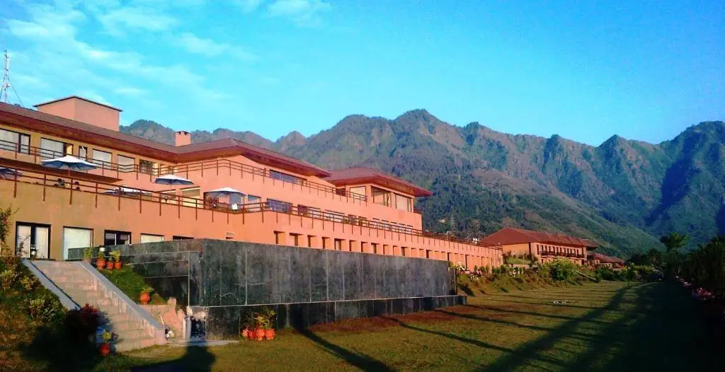 Luxury Hotels In Srinagar 